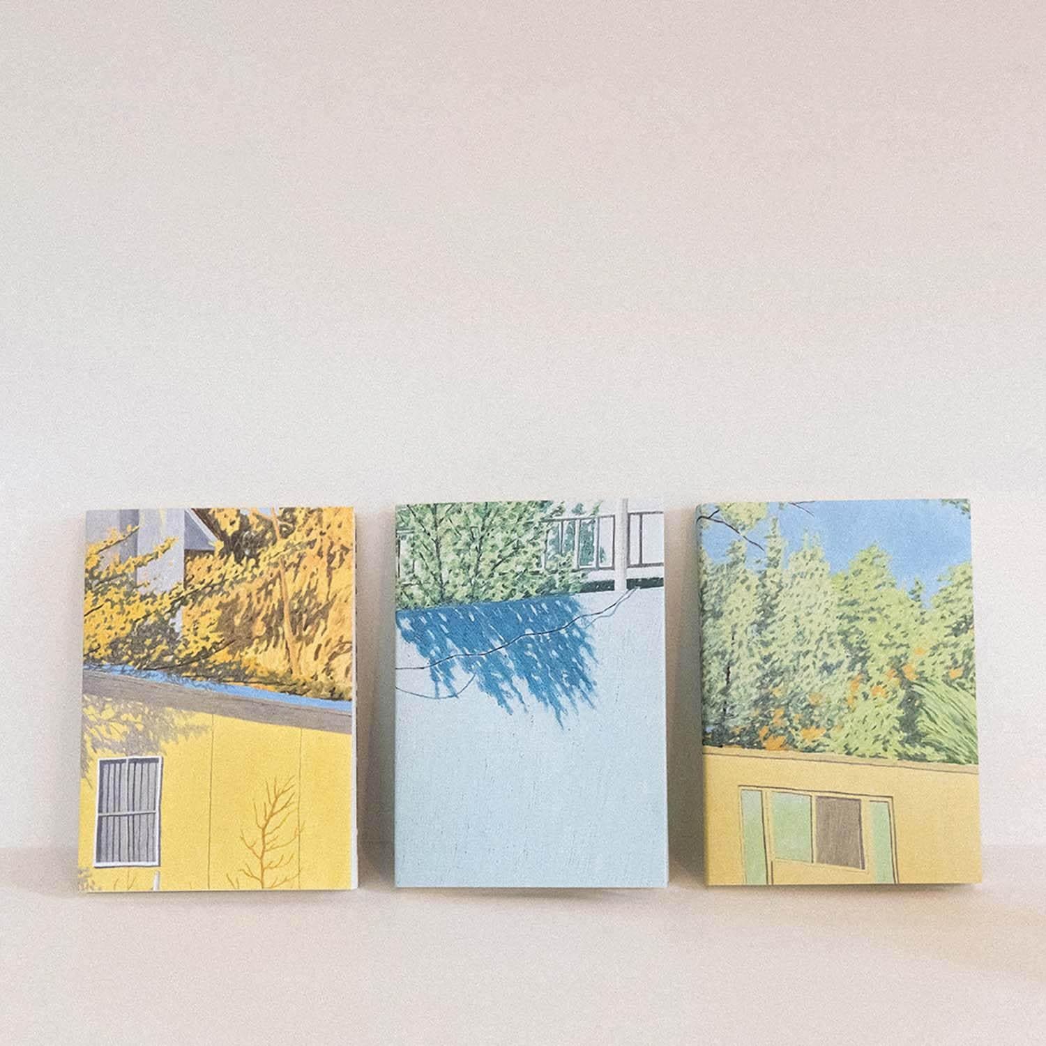 Protège-livre illustré Maison Jaune sous les Fleurs