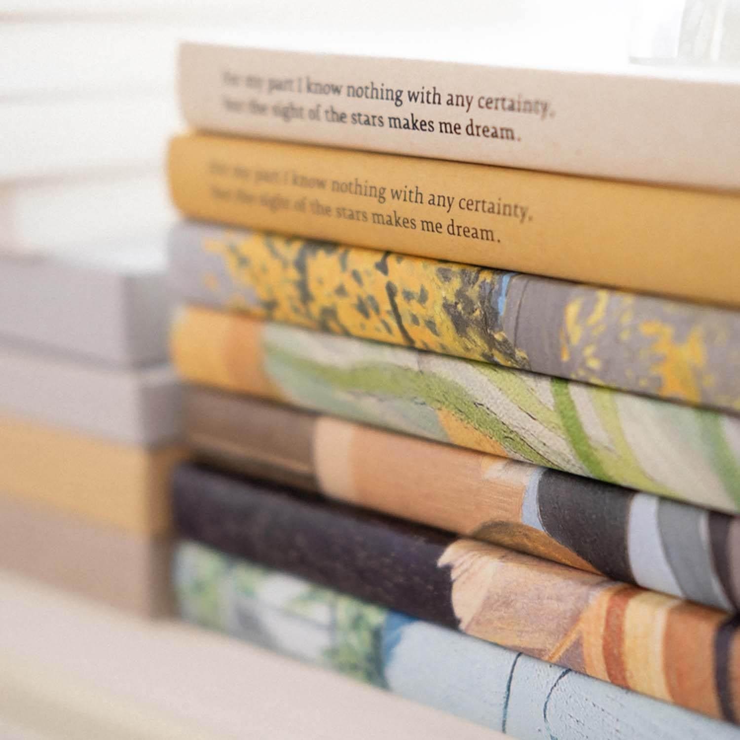 Protège-livre illustré Maison Jaune sous les Fleurs