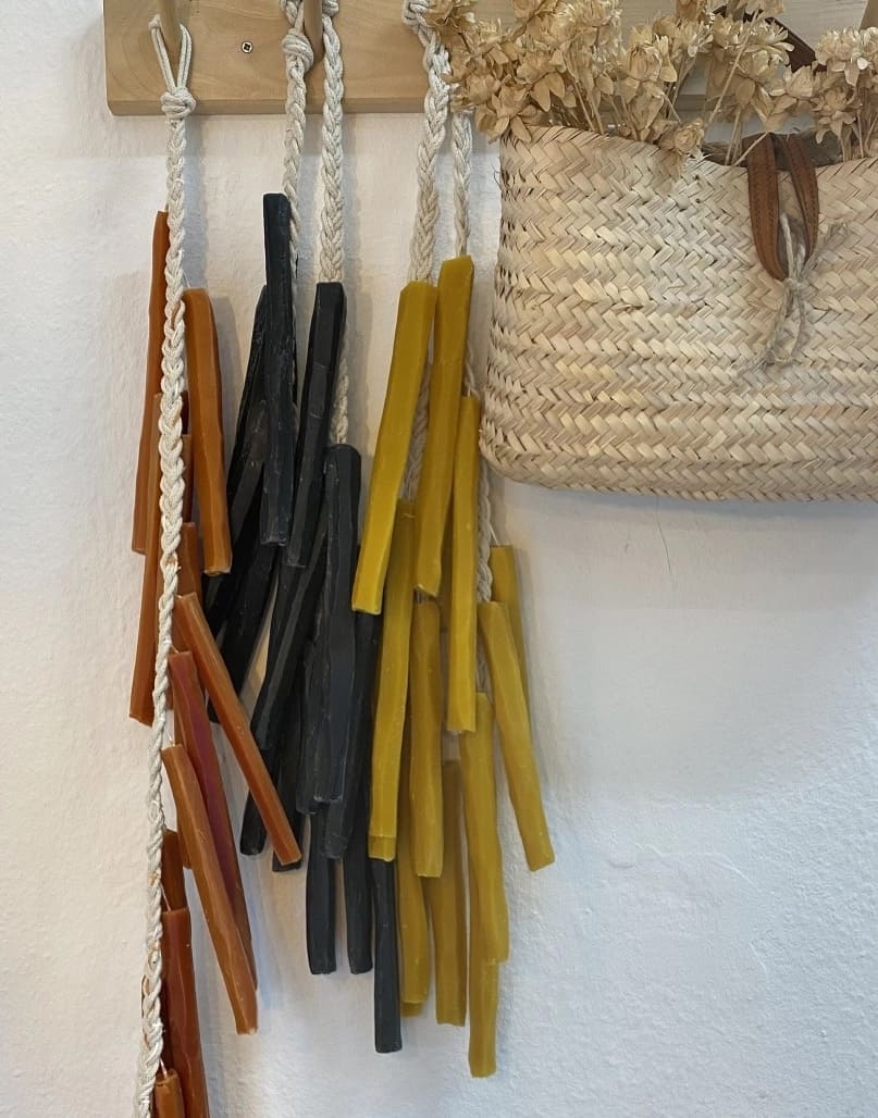 Tresse de 15 bougies décoratives en cire d’abeille