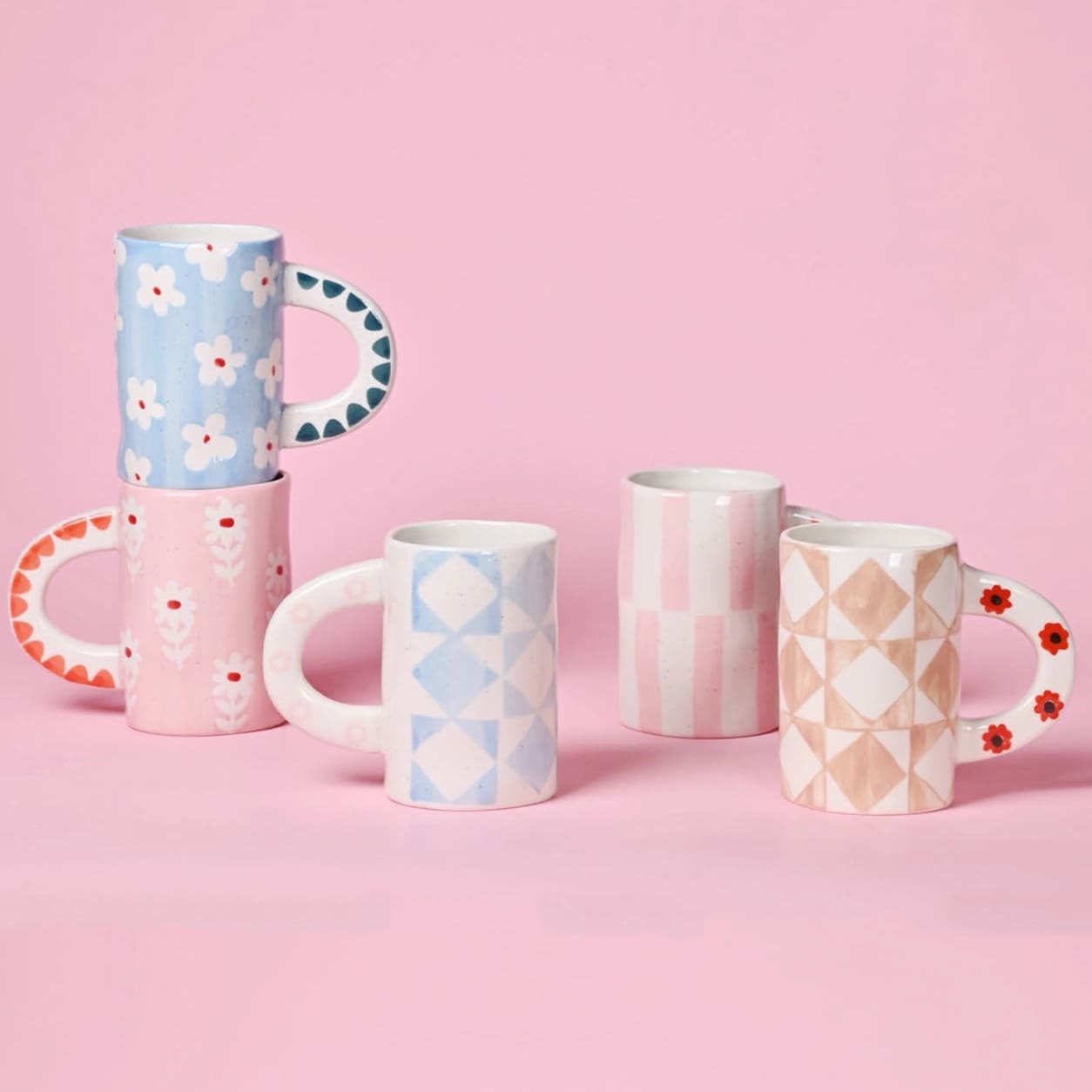 Mug floral bleu peint à la main en grès