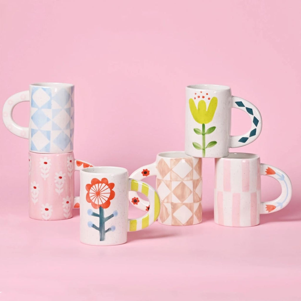 Mug floral rayures roses peint à la main en grès