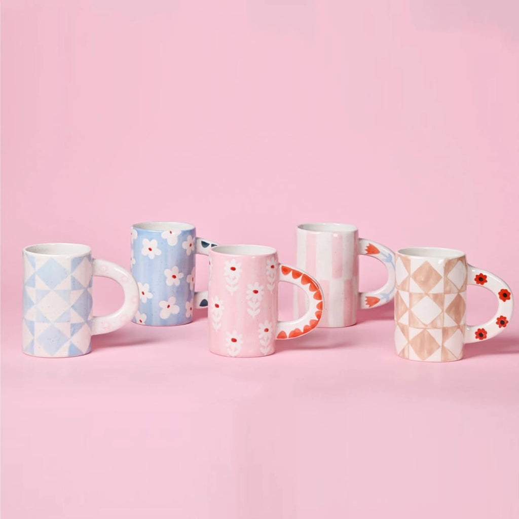 Mug floral rayures roses peint à la main en grès