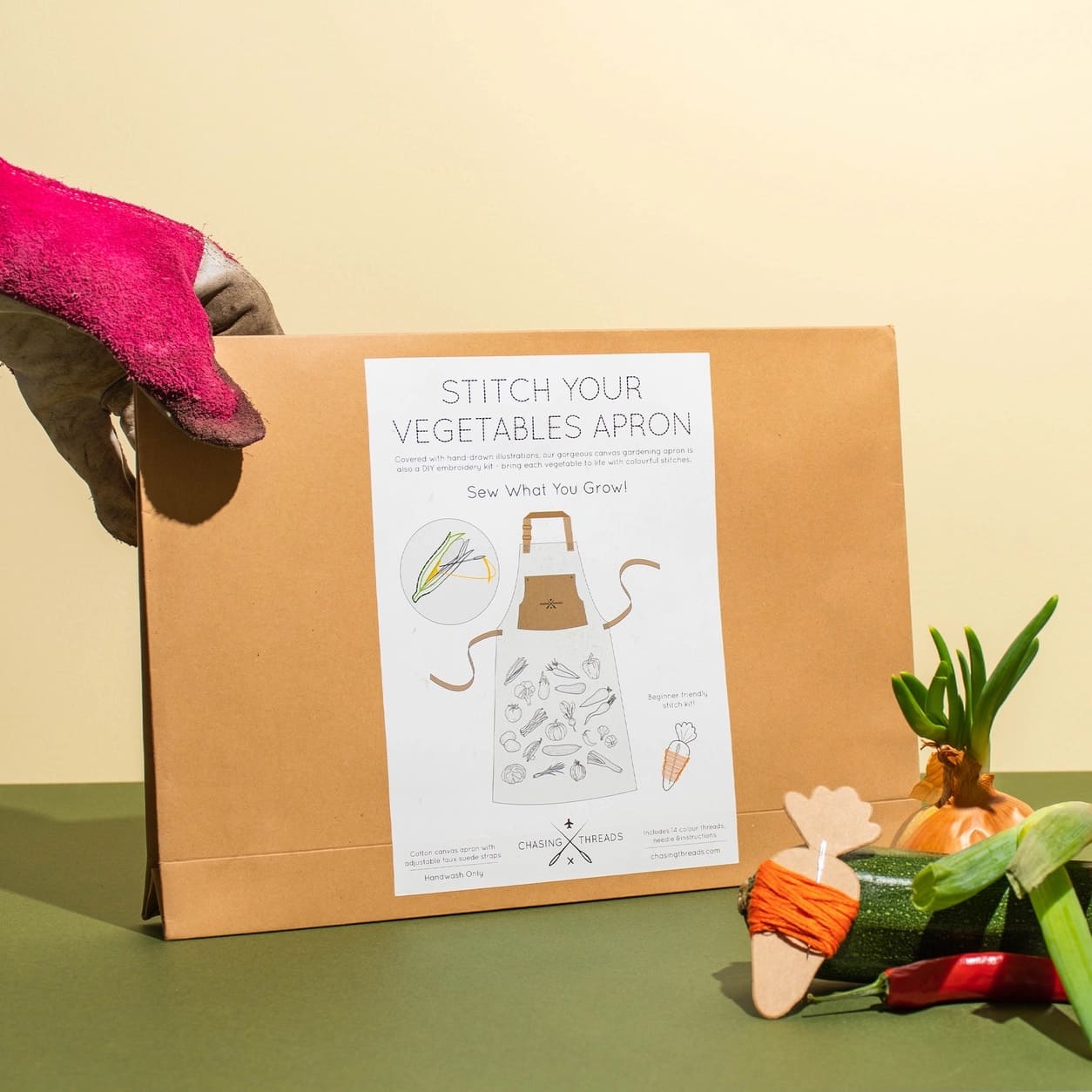 Kit Broderie Tablier Potager à Broder