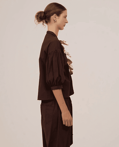 Blouse marron à pois rouges Carmen Says