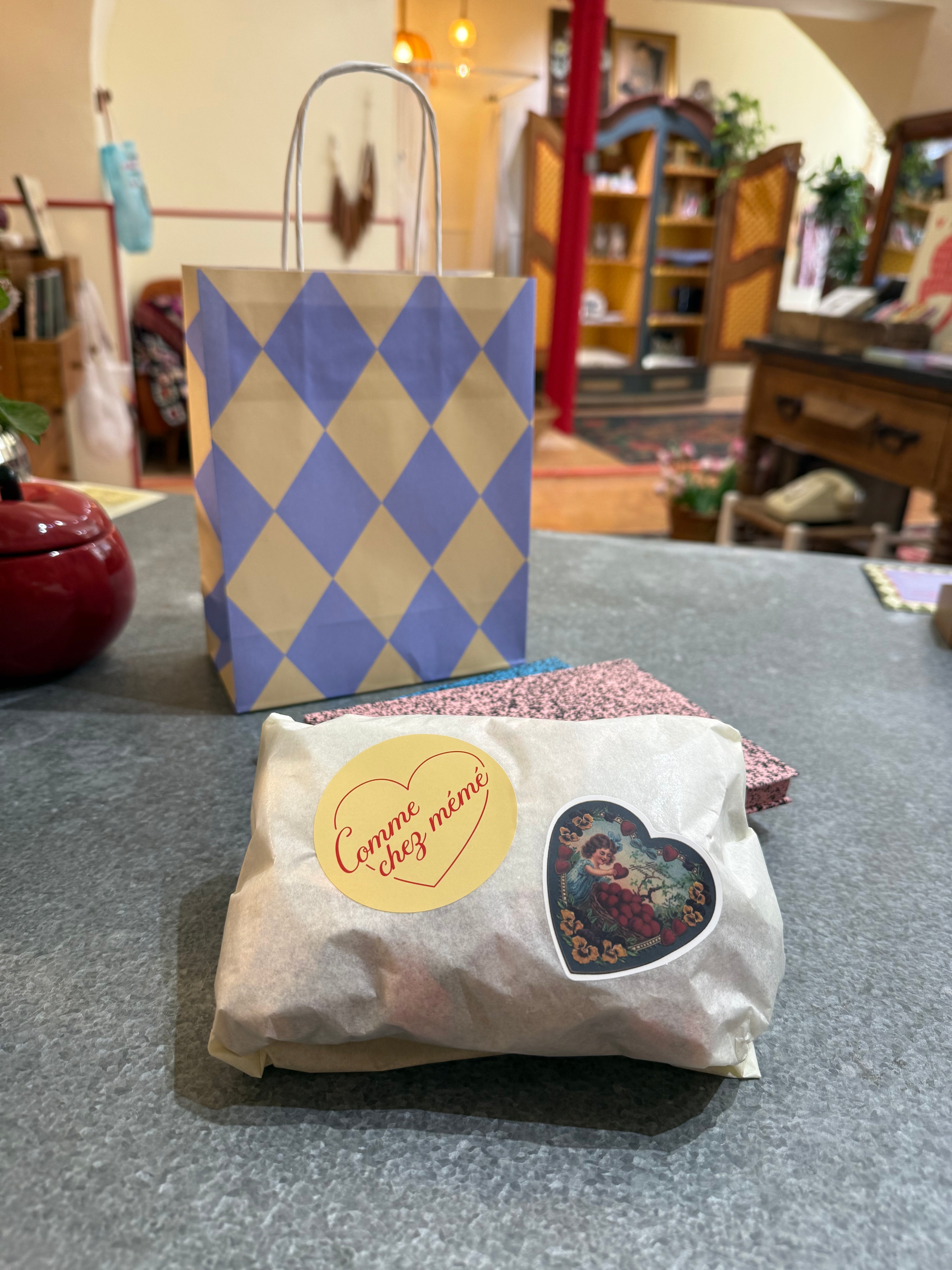 Emballage cadeau soigné