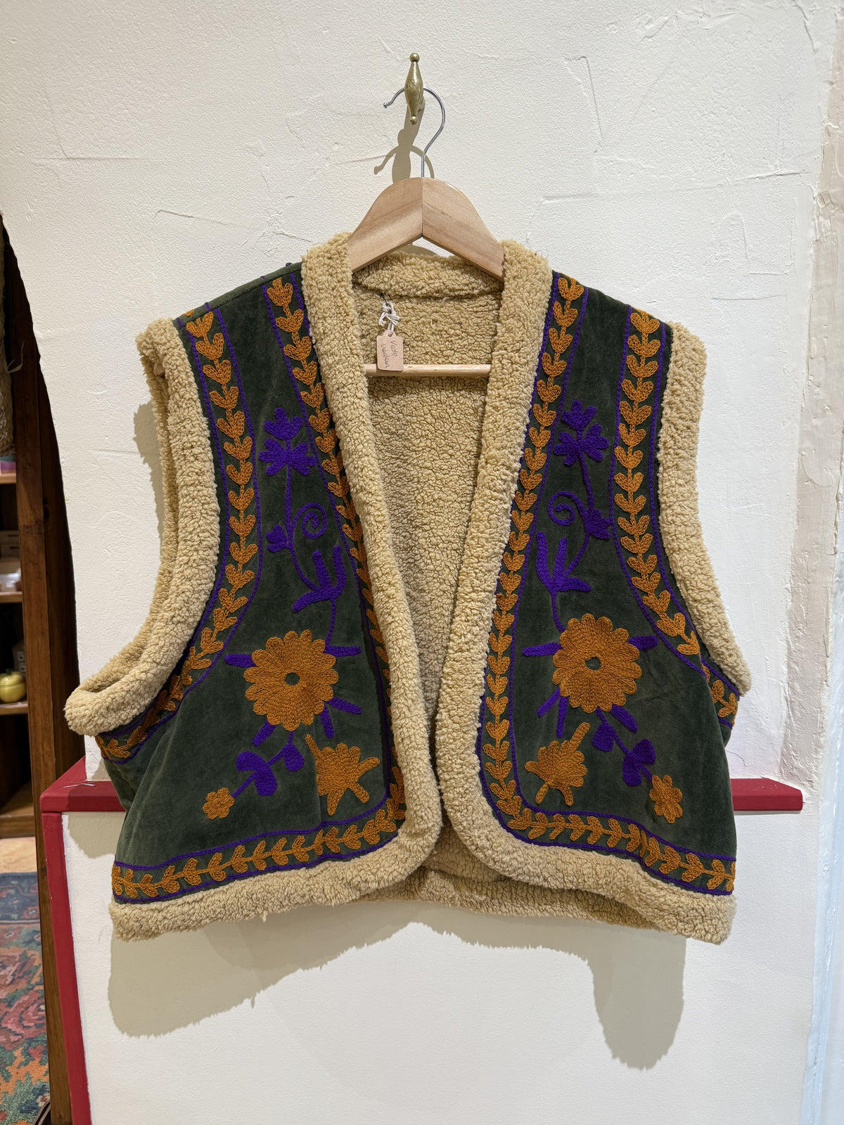 Gilet femme oversize en velours vert - Doublure moumoute