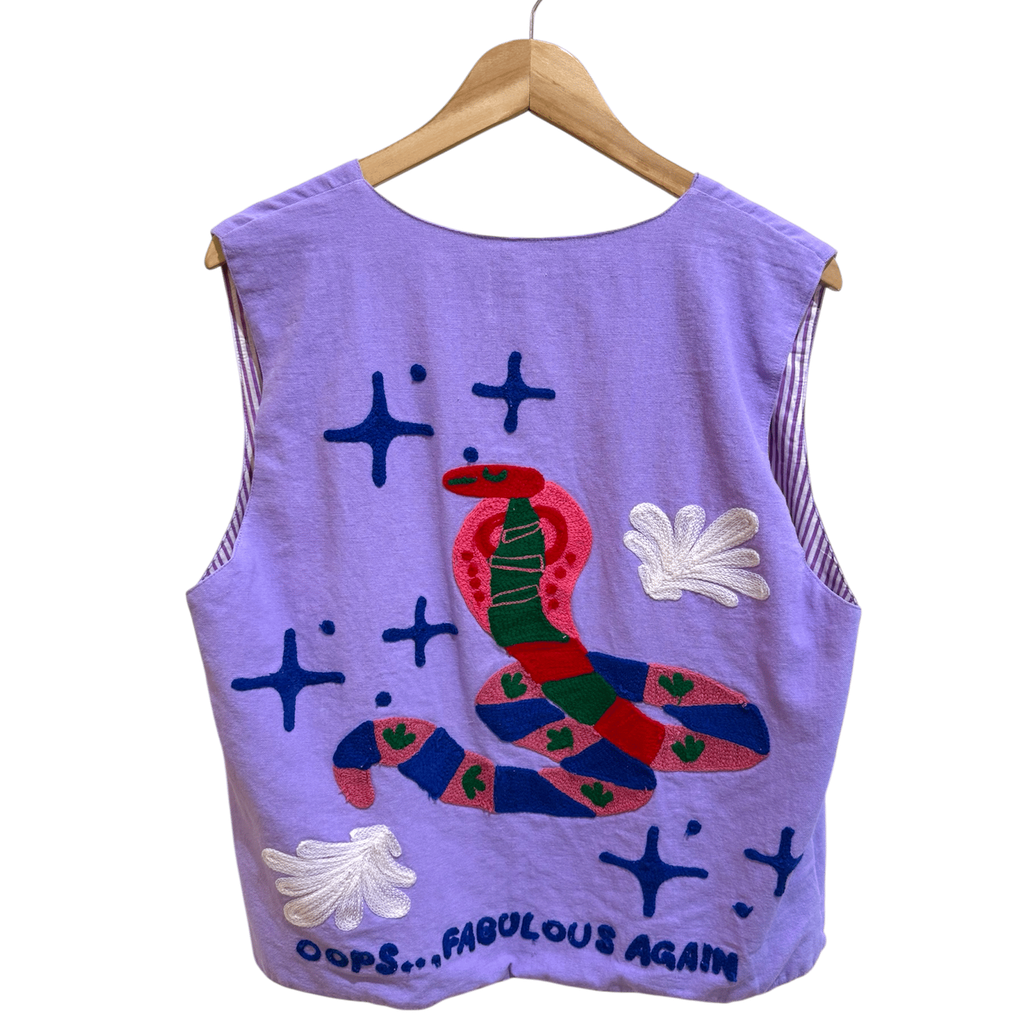 Gilet femme en coton violet clair brodé - « Oops.. fabulous again »