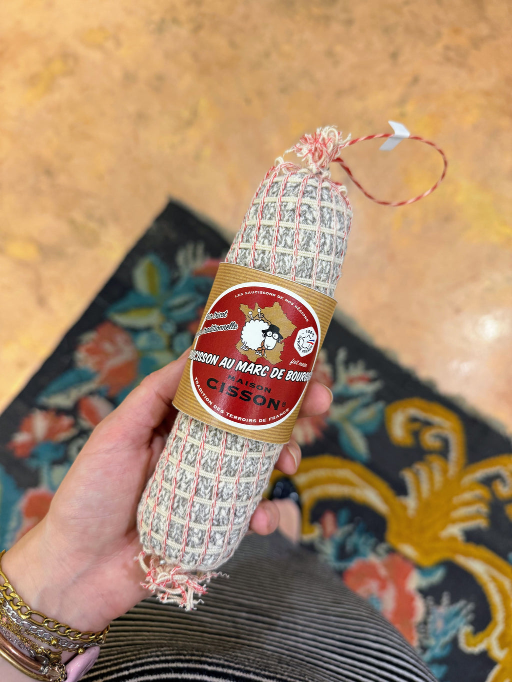 Saucisson au marc de Bourgogne décoratif en laine