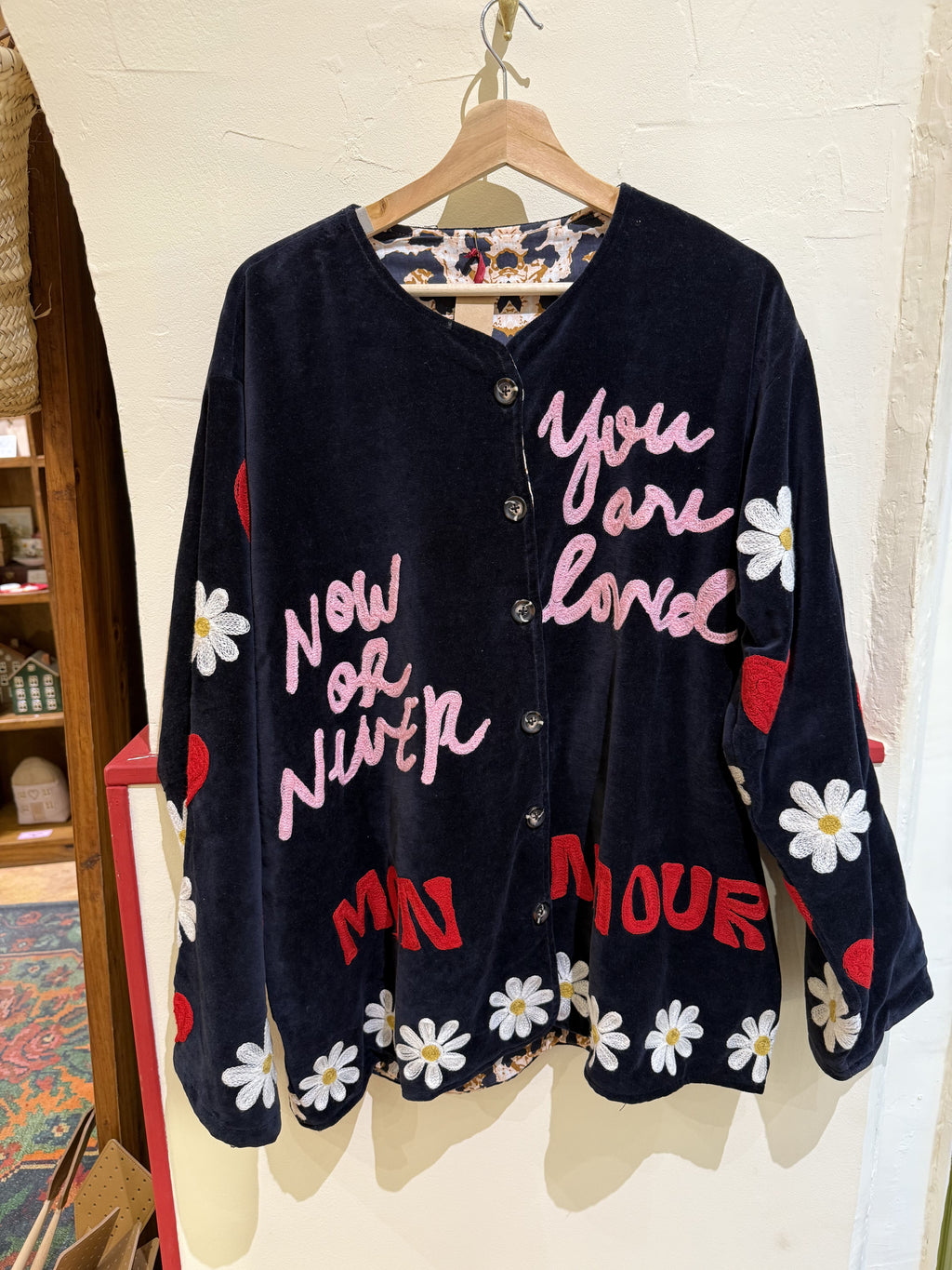 Veste en velours et brodée Amour - Veste femme originale