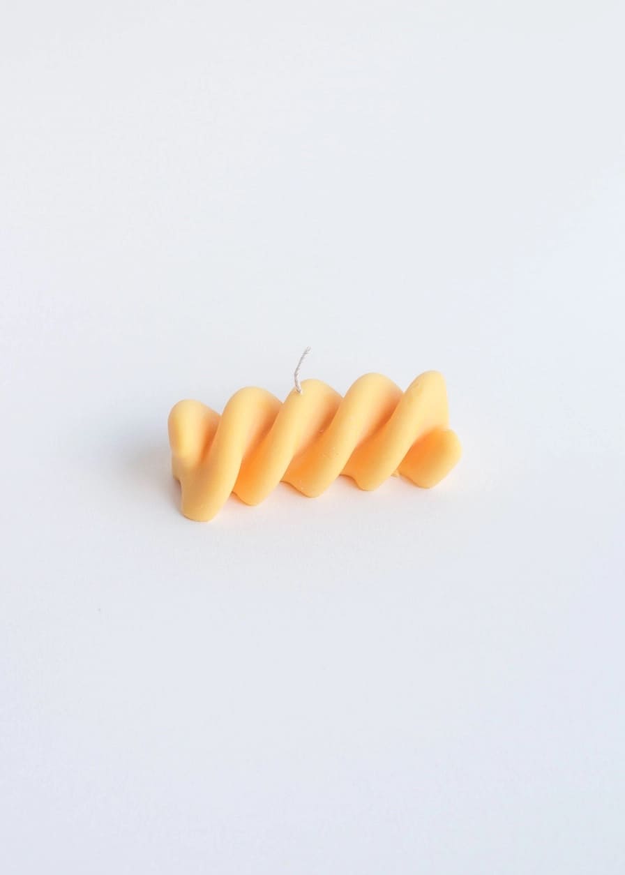 Bougie fusilli parfumée en cire de soja
